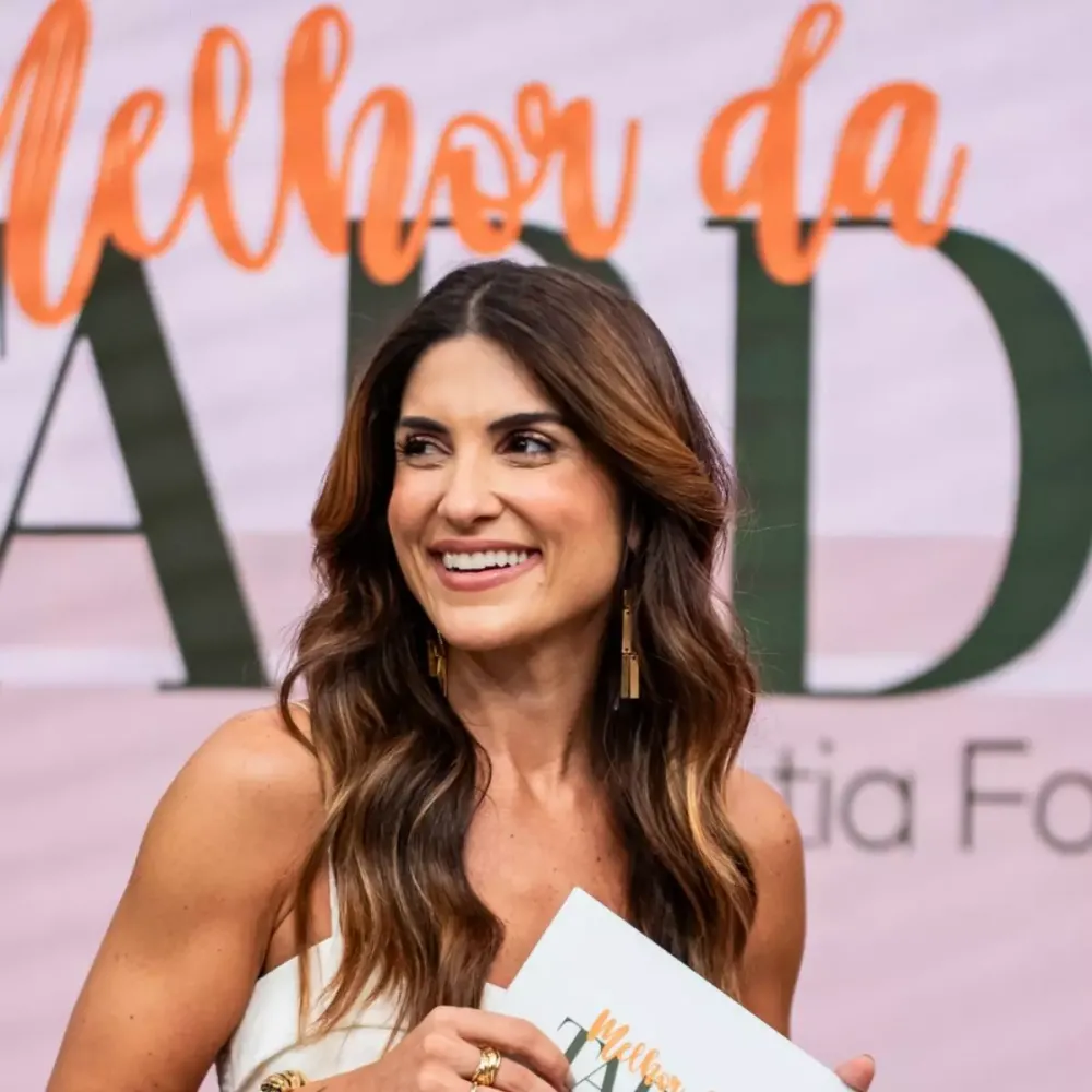 Pâmela Lucciola lidera cobertura do Carnaval na Band e amplia protagonismo na TV aberta