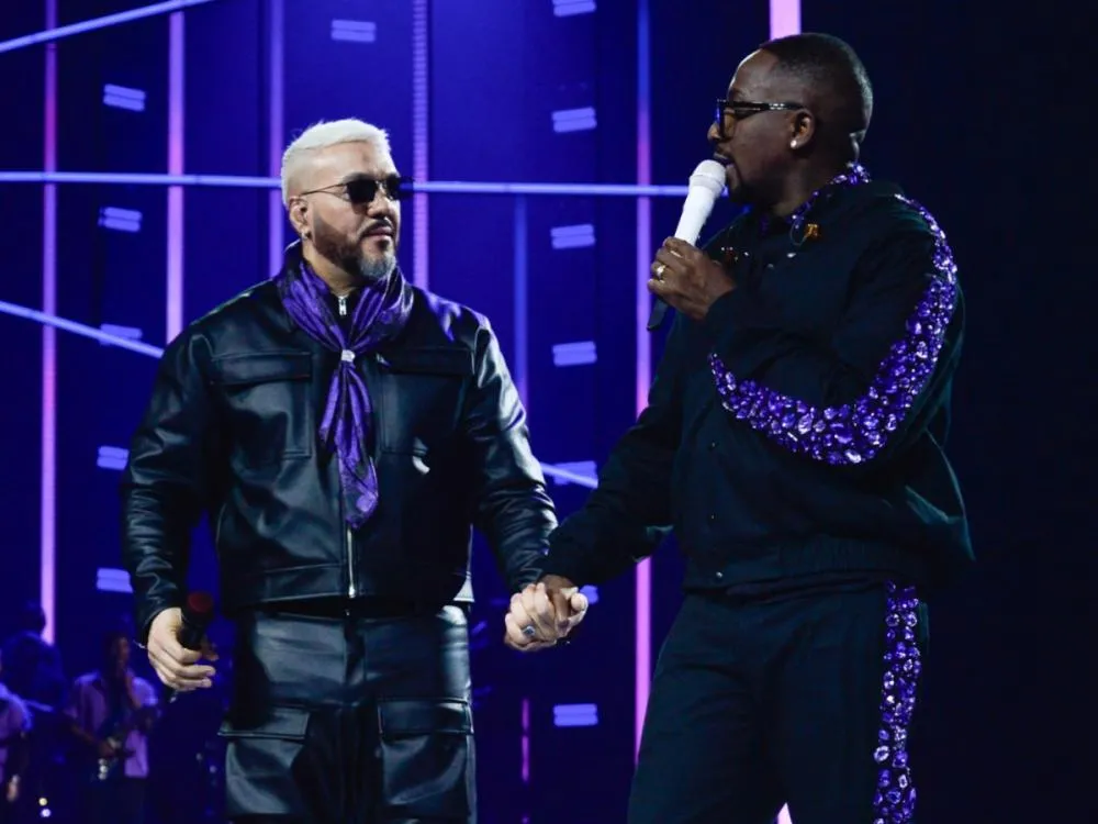 Mumuzinho comenta cena de Belo e Viviane Araújo em “Três Graças” e elogia relação madura