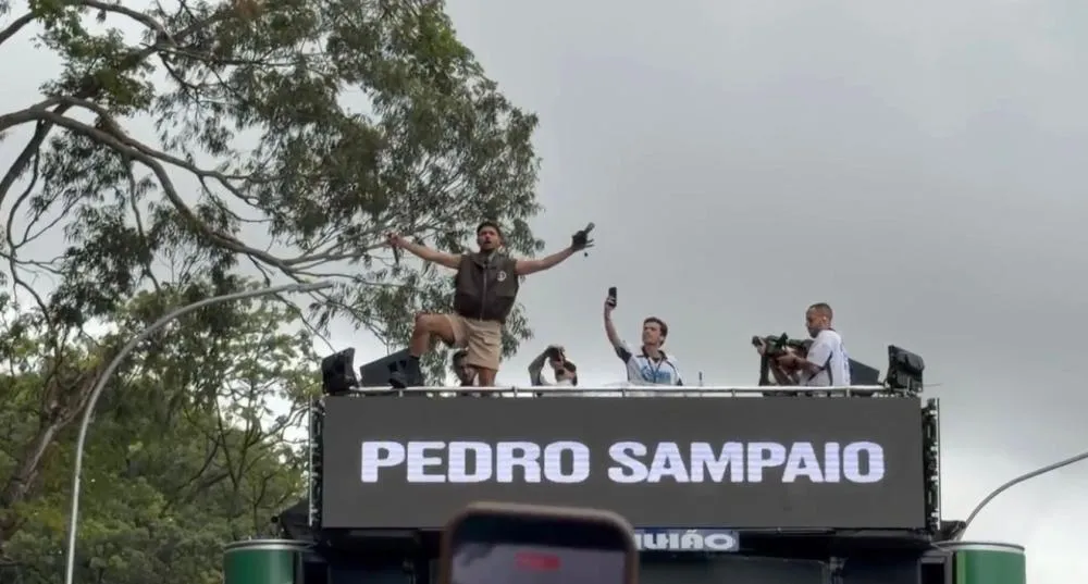 Pedro Sampaio reúne 2 milhões no Ibirapuera e encerra o Carnaval 2026 com recorde de público