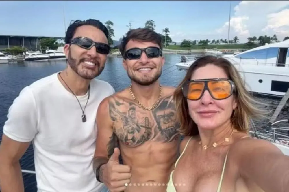 Casa dos pais de MC Gui sofre incêndio em SP e deixa família em choque