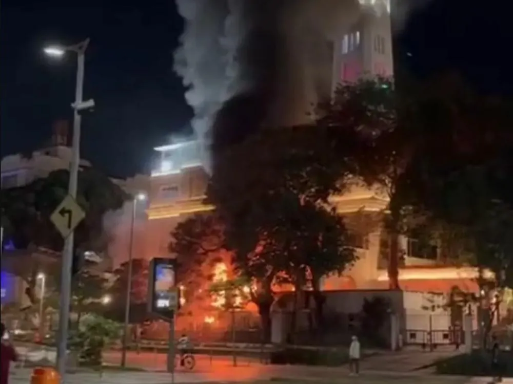 Prefeito esclarece origem de incêndio em prédio histórico durante semana de moda no Rio