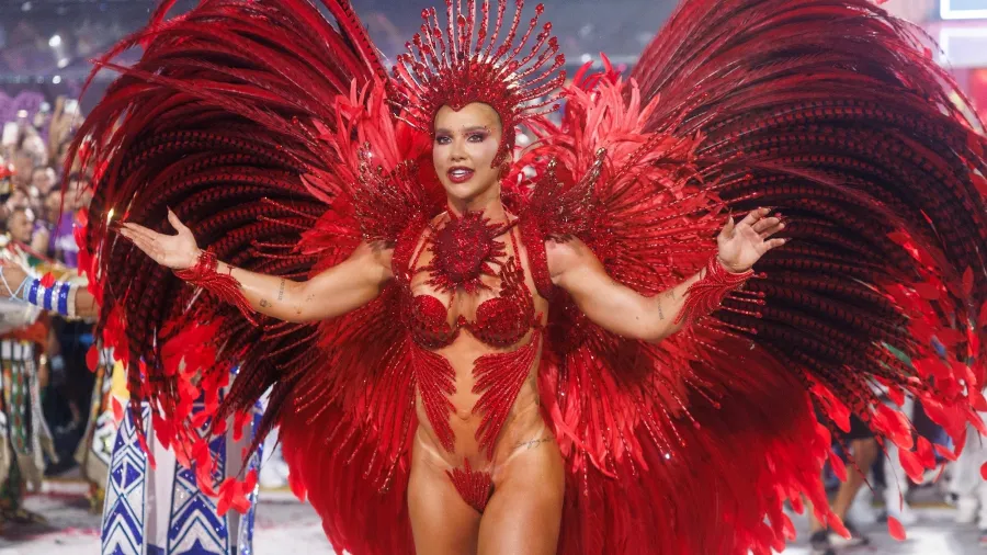 Grande Rio mantém Virginia Fonseca no posto de rainha de bateria para 2027