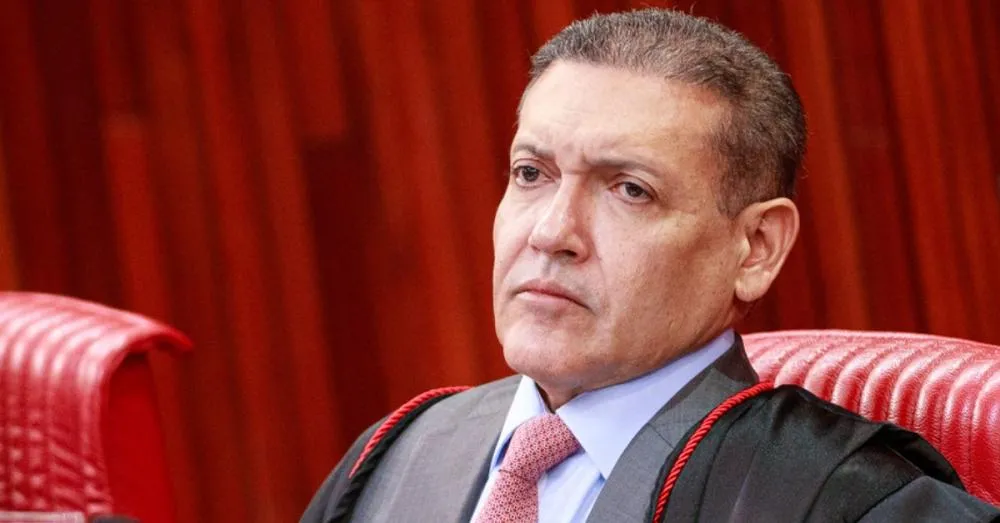 Nunes Marques suspende decisão e mantém votos de Deltan Dallagnol em processamento